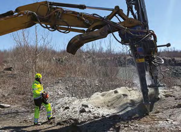 Perforación de roca con excavadora